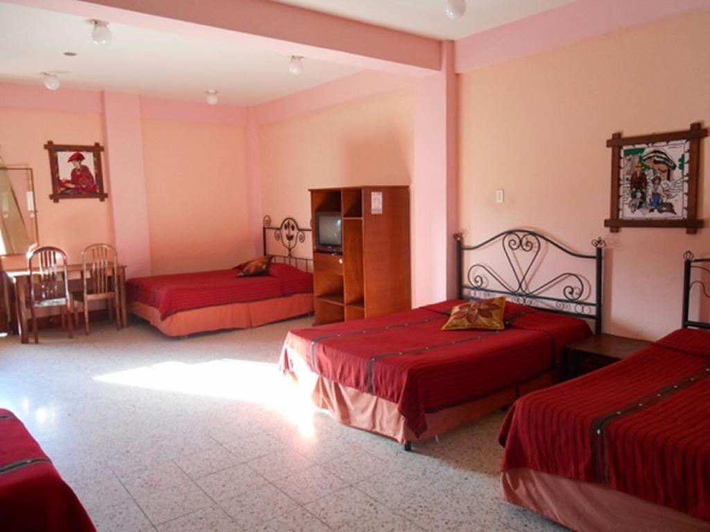 Hotel El Chaparral Panajachel Phòng bức ảnh