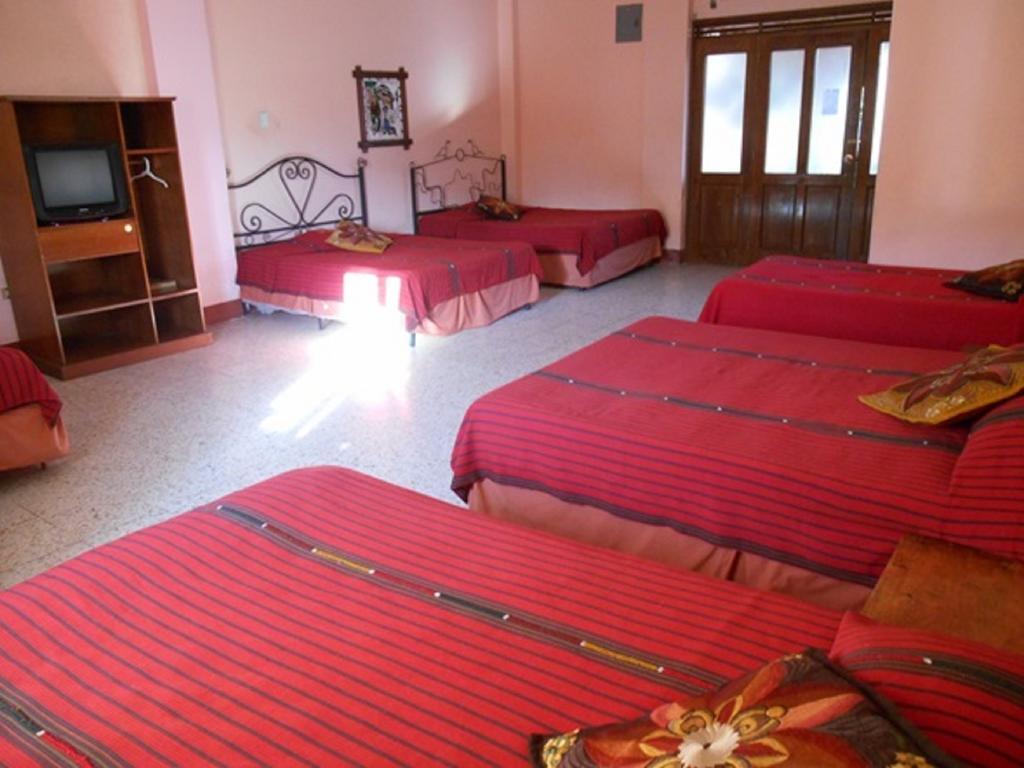 Hotel El Chaparral Panajachel Phòng bức ảnh